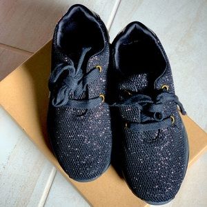 NWT Joyfolie Black, Sparkle sneakers: “Tyler” size 2Y